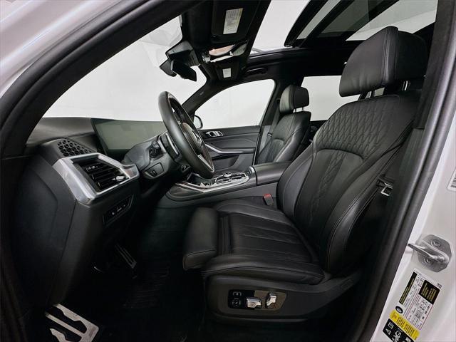 2024 BMW X7 M60i