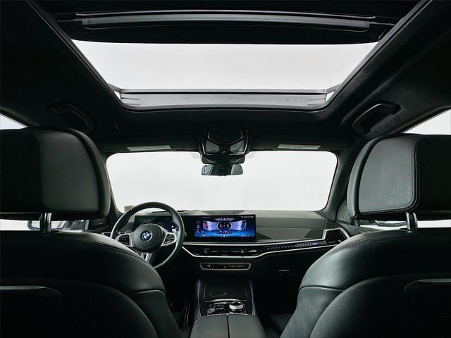 2024 BMW X7 M60i