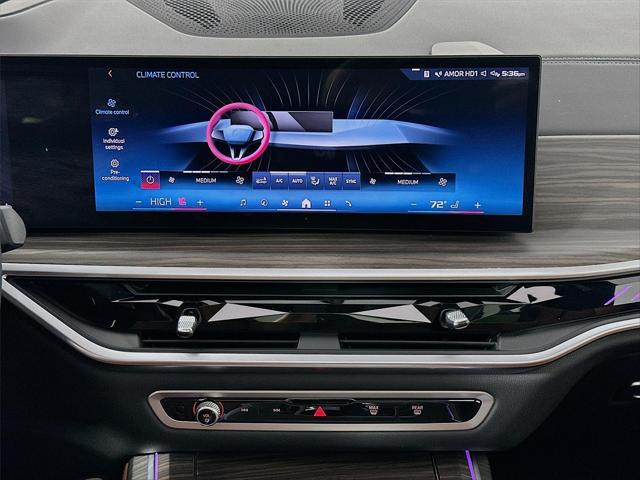2024 BMW X7 M60i