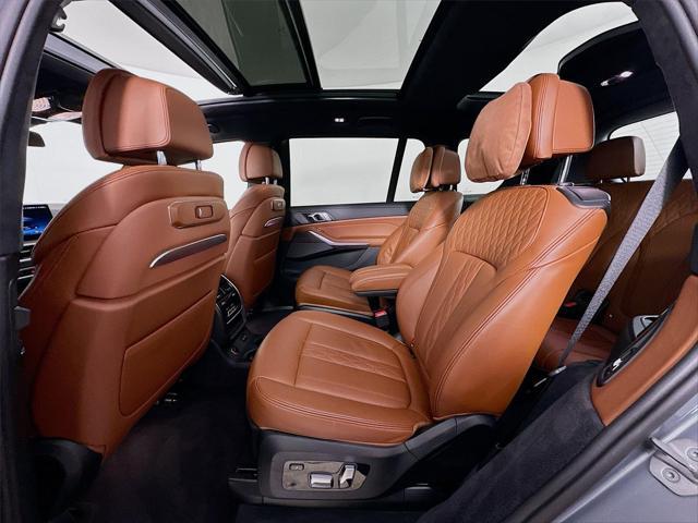 2024 BMW X7 M60i