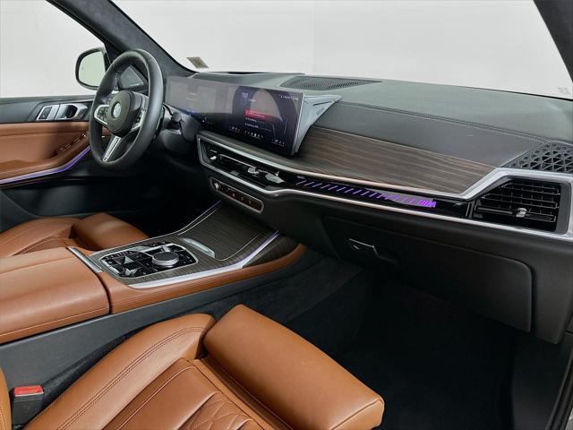 2024 BMW X7 M60i