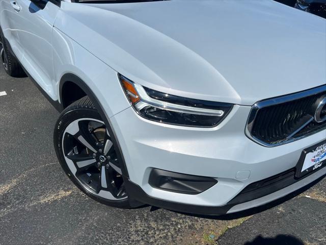 2021 Volvo XC40 T5 Momentum