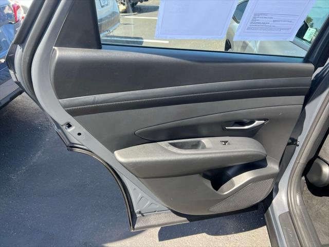 2025 Hyundai Tucson SE