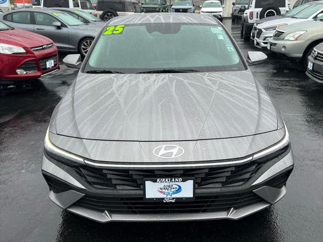 2025 Hyundai Elantra SE