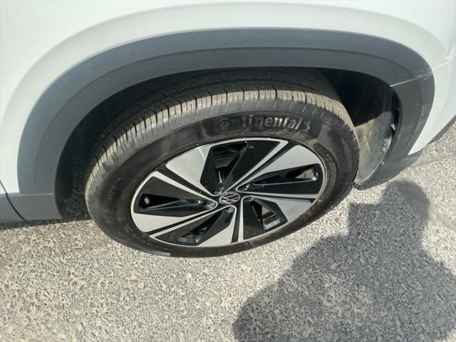 2024 Volkswagen Taos 1.5T SE
