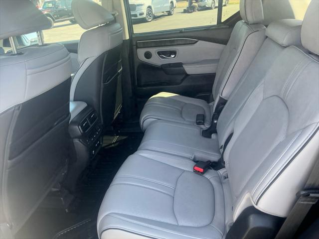 2023 Honda Pilot AWD Elite