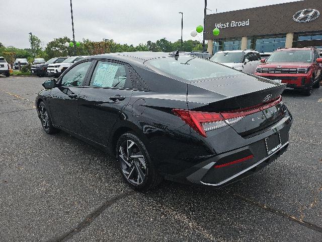 2025 Hyundai Elantra Hybrid SEL Sport