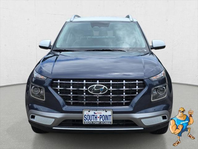 2026 Hyundai Venue SEL w/Two-Tone Roof