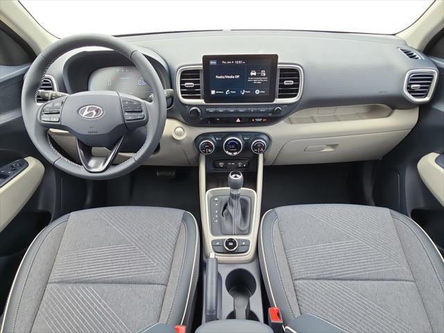 2026 Hyundai Venue SEL w/Two-Tone Roof