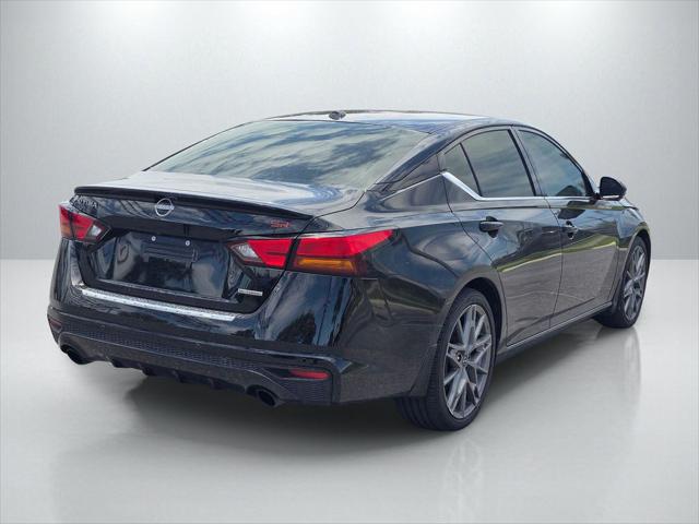 2023 Nissan Altima SR VC-Turbo FWD
