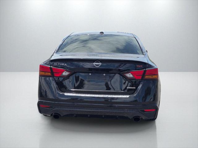 2023 Nissan Altima SR VC-Turbo FWD