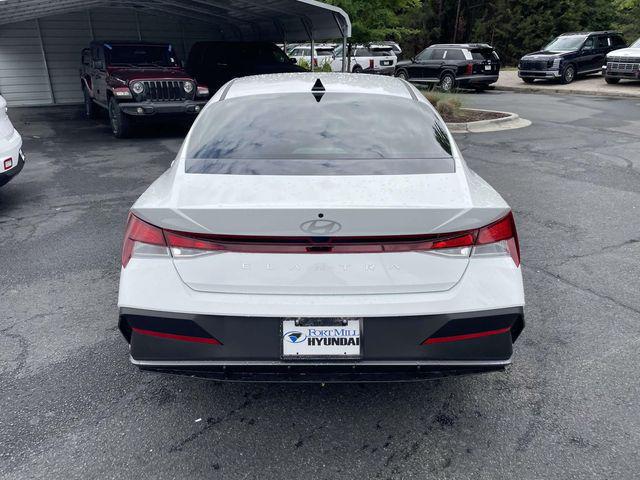 2026 Hyundai Elantra SE