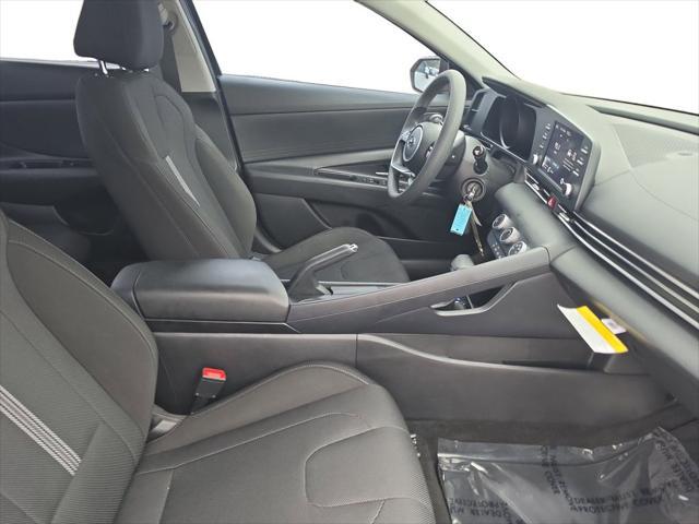 2023 Hyundai Elantra SE