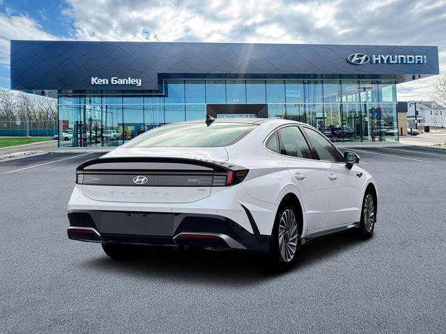 2026 Hyundai Sonata Hybrid Limited