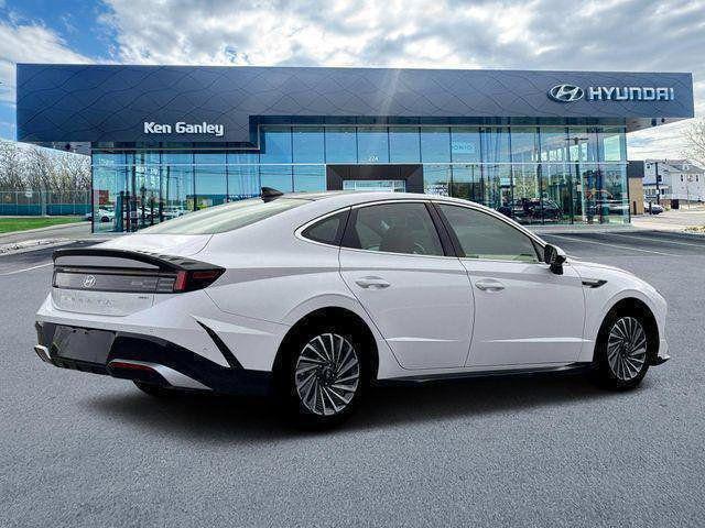 2026 Hyundai Sonata Hybrid Limited