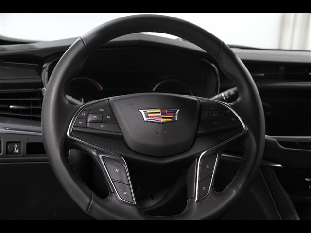 2025 Cadillac XT5 AWD Luxury