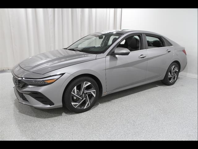 2025 Hyundai Elantra Hybrid Limited