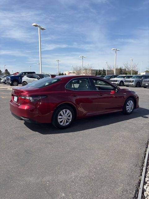 2021 Toyota Camry LE Hybrid