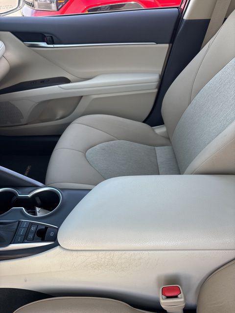 2021 Toyota Camry LE Hybrid