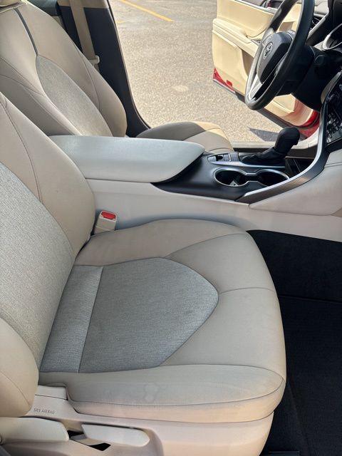 2021 Toyota Camry LE Hybrid