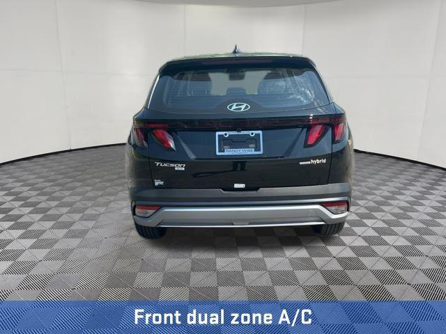2026 Hyundai Tucson Hybrid Blue SE