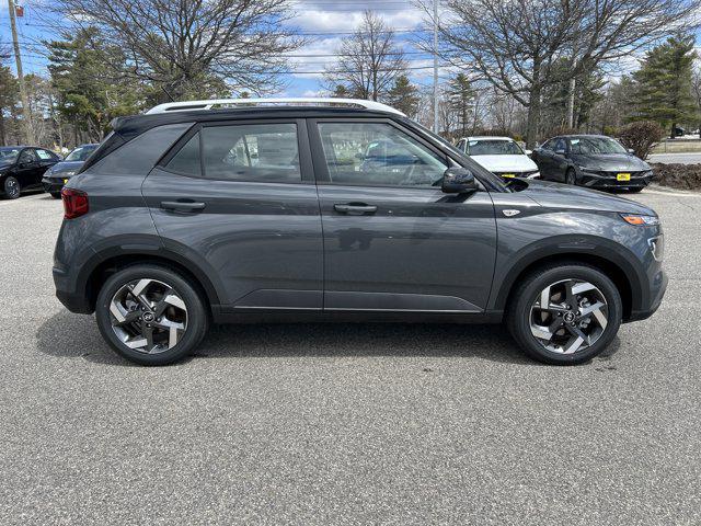 2026 Hyundai Venue SEL w/Two-Tone Roof