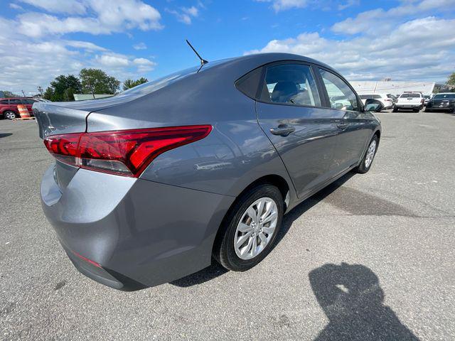 2020 Hyundai Accent SE