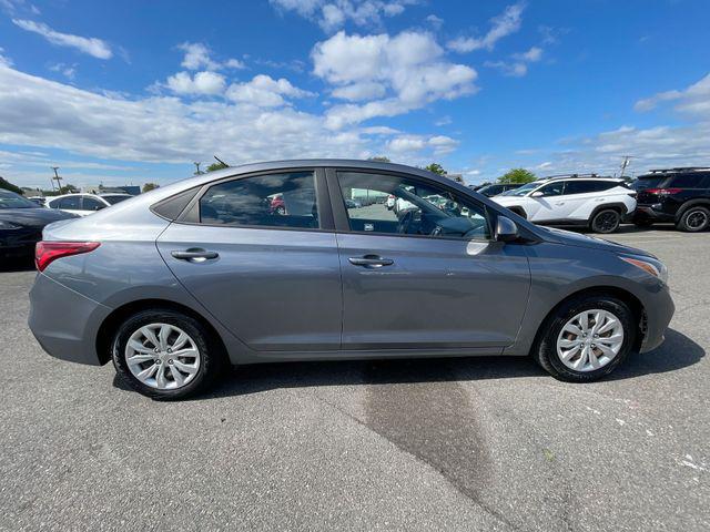 2020 Hyundai Accent SE