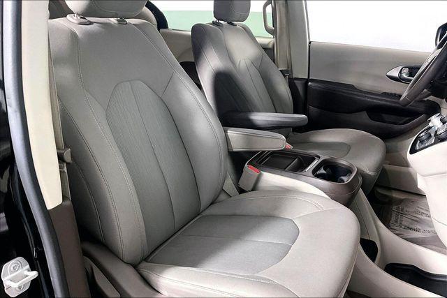 2017 Chrysler Pacifica Touring Plus