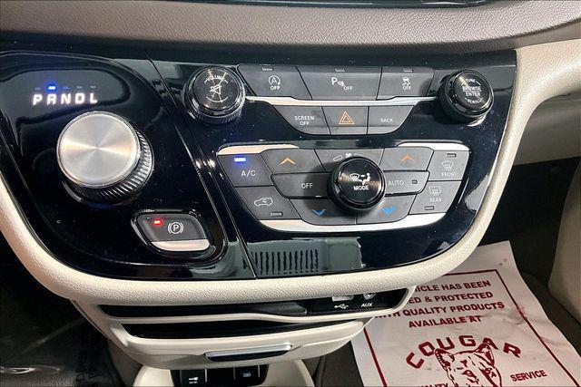 2017 Chrysler Pacifica Touring Plus