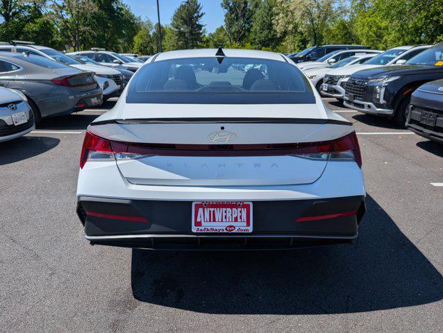 2025 Hyundai Elantra SEL Sport