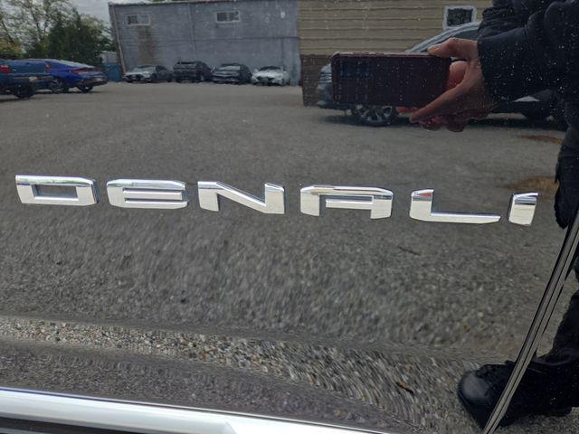 2024 GMC Yukon XL 4WD Denali