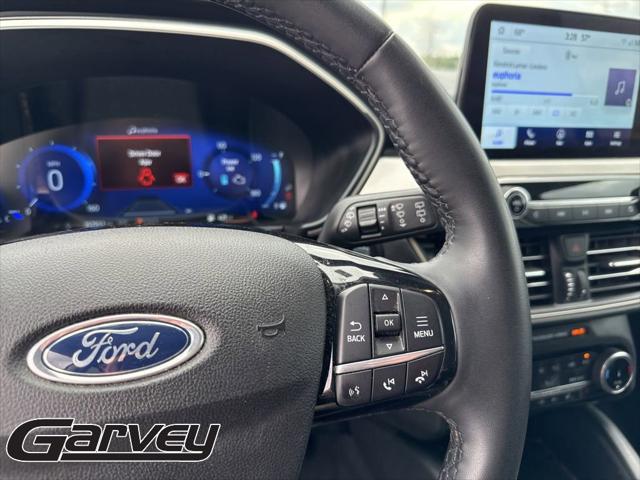 2022 Ford Escape SEL Hybrid