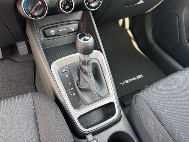 2026 Hyundai Venue SE