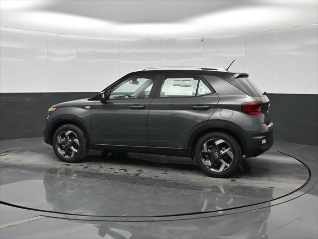 2026 Hyundai Venue SEL w/Two-Tone Roof