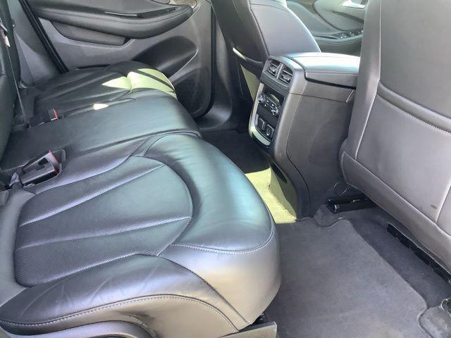 2019 Buick Envision AWD Essence