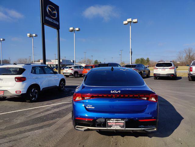 2022 Kia K5 EX