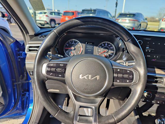 2022 Kia K5 EX