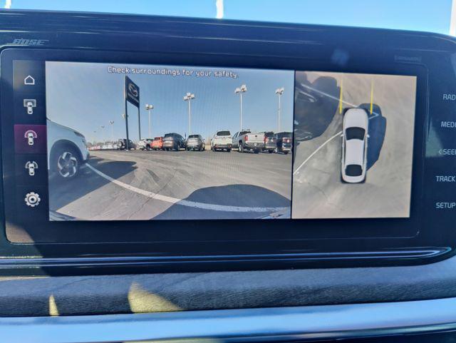 2022 Kia K5 EX