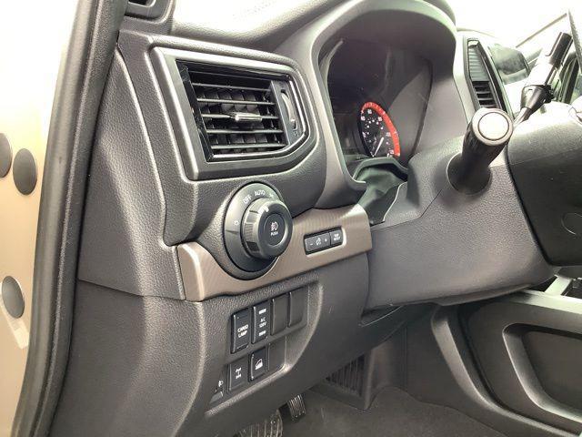 2021 Nissan Titan Crew Cab PRO-4X 4x4