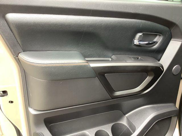 2021 Nissan Titan Crew Cab PRO-4X 4x4