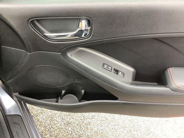 2017 Kia Forte SX