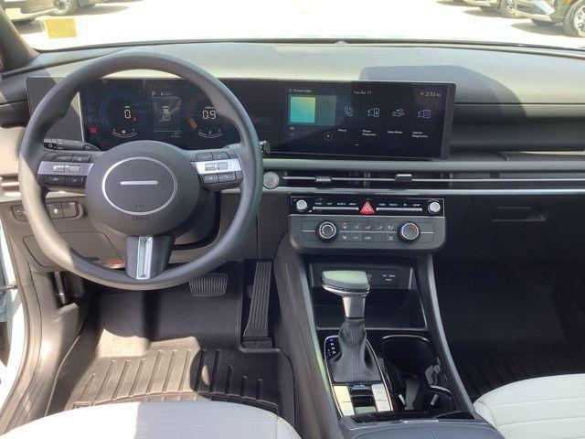 2025 Hyundai Santa Cruz SE