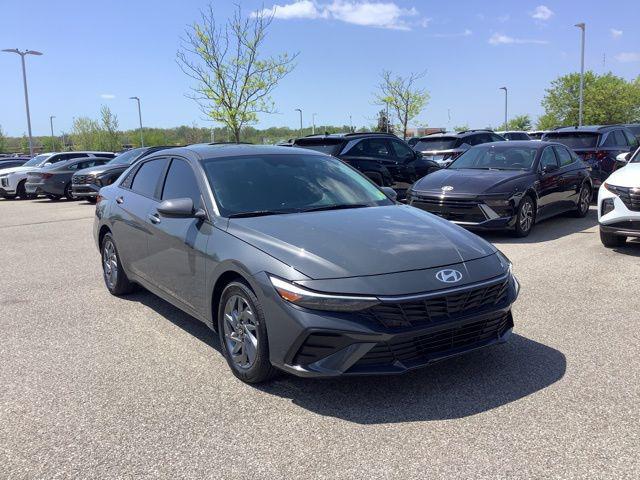 2024 Hyundai Elantra Hybrid Blue