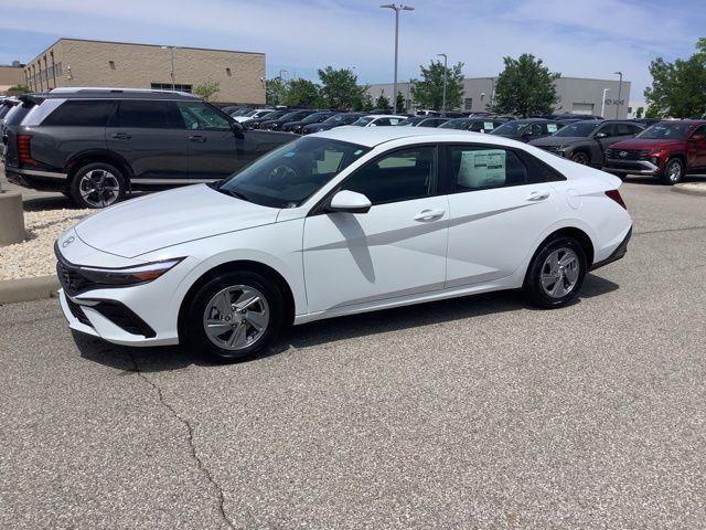 2026 Hyundai Elantra SE for sale in AVON, IN