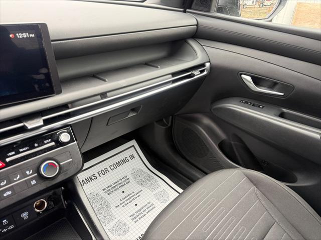 2025 Hyundai Santa Cruz SE