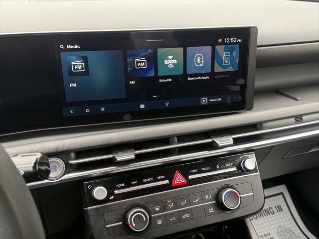 2025 Hyundai Santa Cruz SE