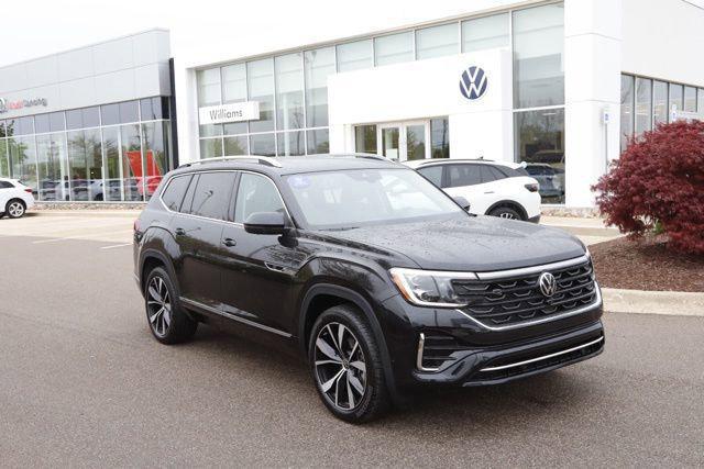 2026 Volkswagen Atlas SEL Premium R-Line for sale in LANSING, MI