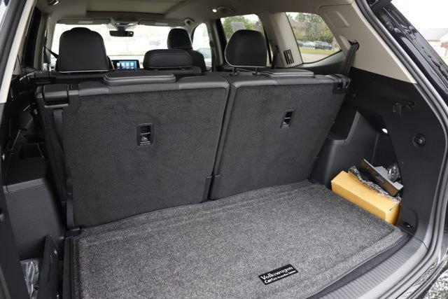 2026 Volkswagen Atlas SEL Premium R-Line
