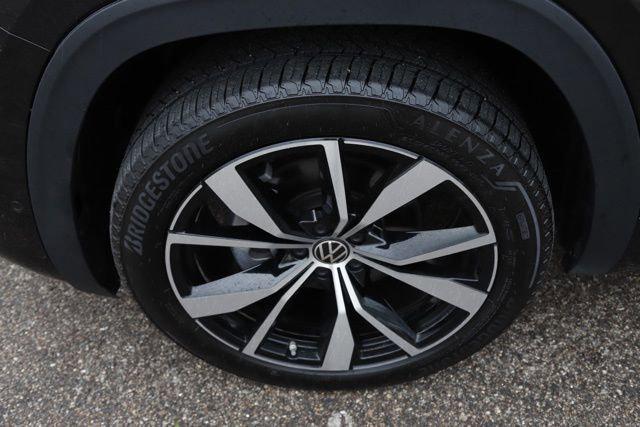 2026 Volkswagen Atlas SEL Premium R-Line